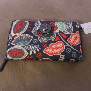 Vera Bradley Turnlock Wallet - Nomadic Floral